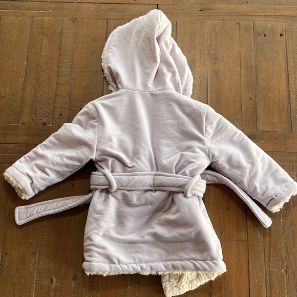 Restoration hardware baby luxe sherpa lilac bath robe - Picture 6 of 6